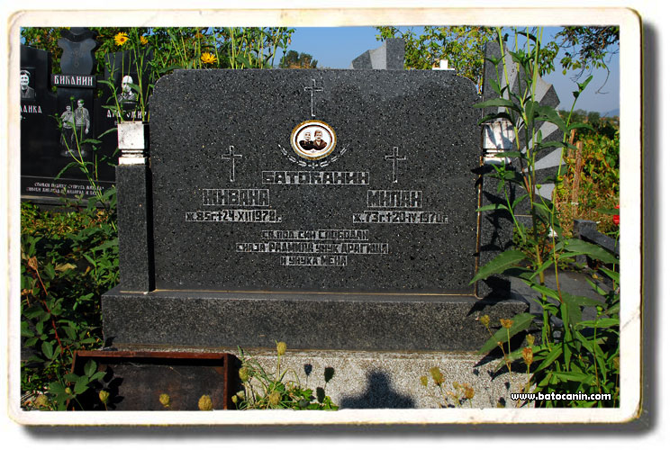 0011 Porodična grobnica Batoćanin Živane i Milana na seoskom groblju u  Starom Lopašu