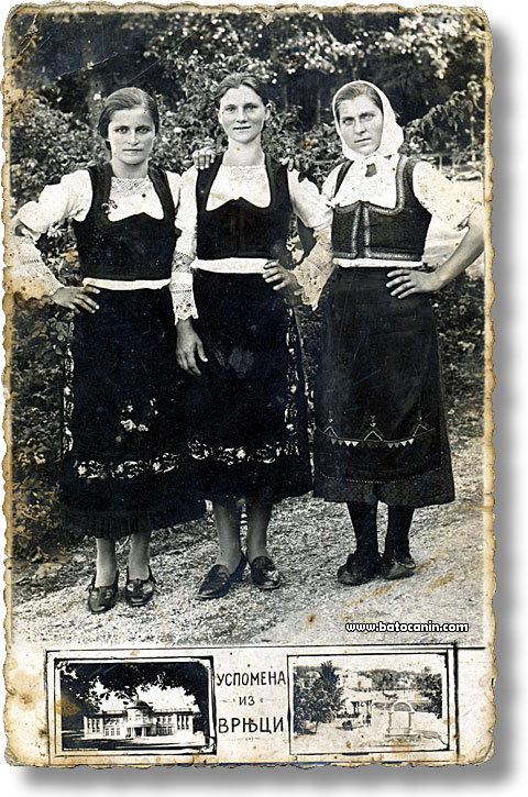 0880 Radmila Čolić levo i Rumenka Sretenović desno
